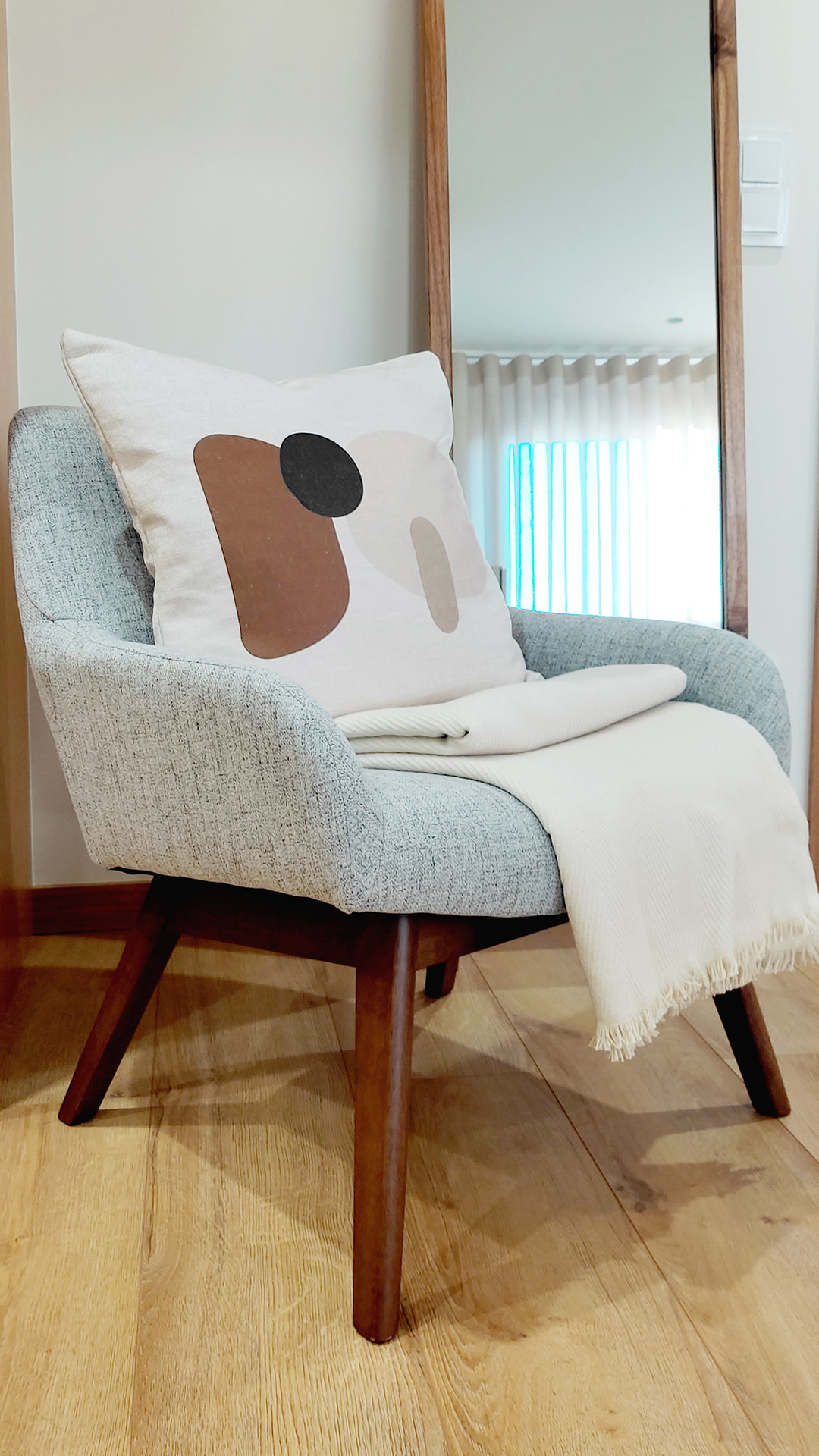 Armchair in the suite bedroom