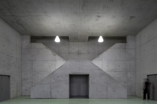 Quinta do Portal - Winery “Portal” - Sabrosa, Portugal - 2008