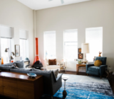 Retro-vintage inspiration in an apartment renovation
